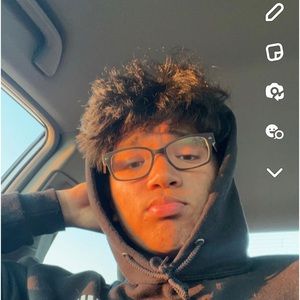 Meet your Posher, Angelo